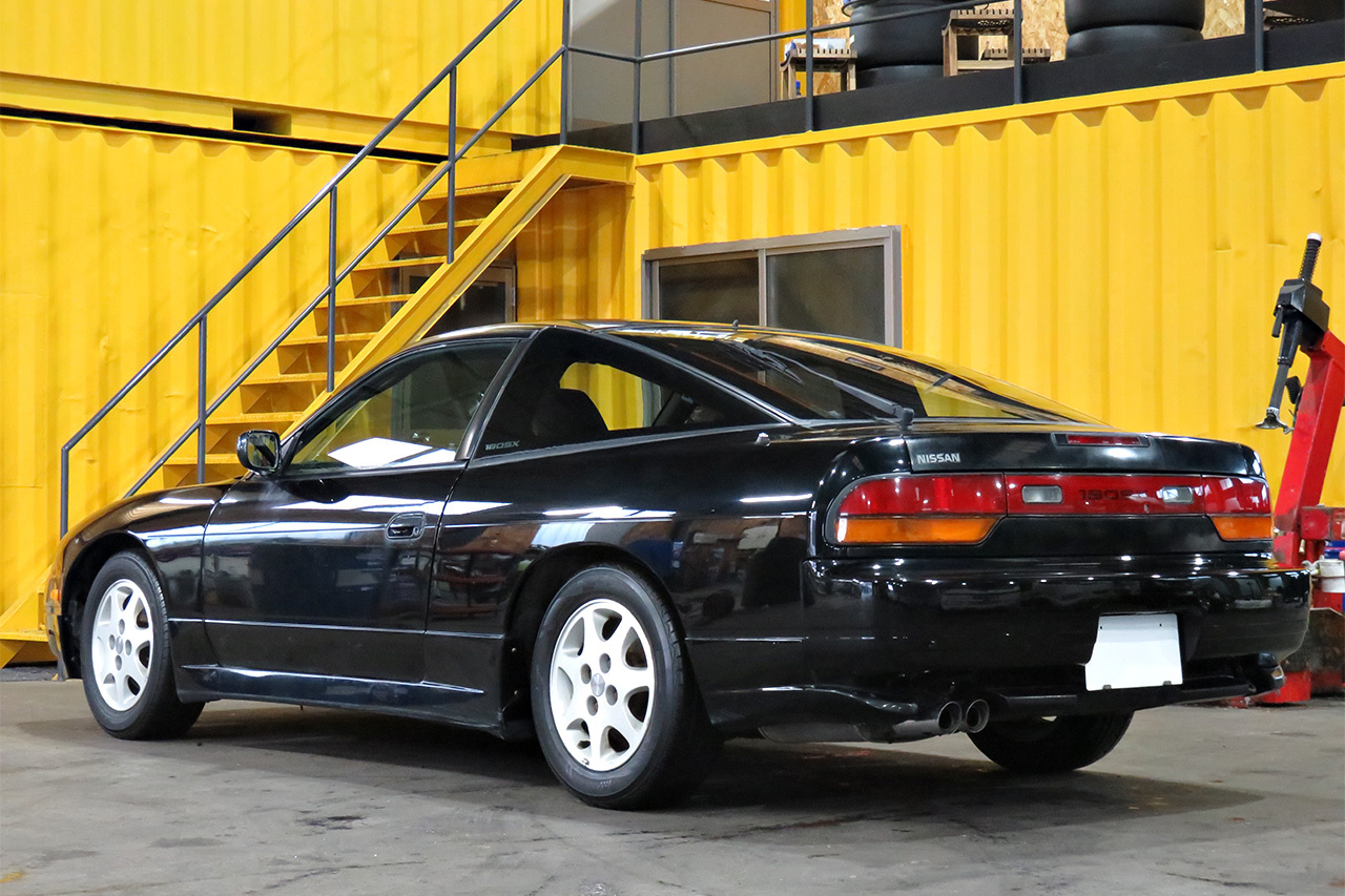 1995 Nissan 180SX type R/X, APEX tower bar, HKS Air cleaner, TEIN height adjustable coilovers, NISMO shift knob