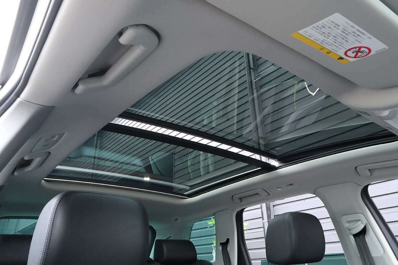 2012 Volkswagen TOUAREG HYBRID 4W