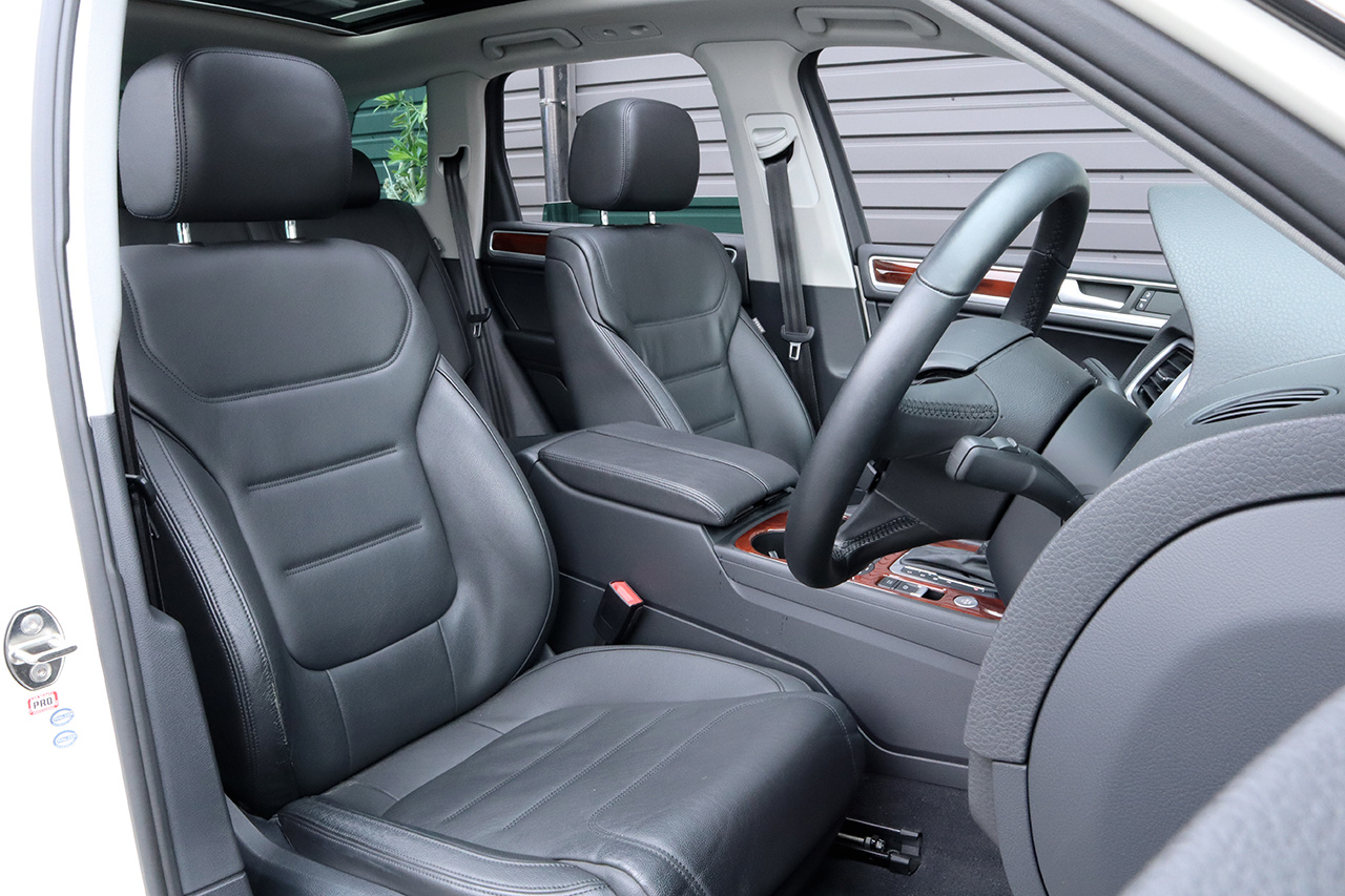 2012 Volkswagen TOUAREG HYBRID 4W