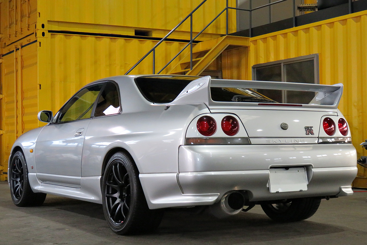 1996 Nissan SKYLINE GT-R R33 GT-R,  95 Model, WORK Emotion wheels, TEIN Adjustable coilovers, MOMO Steering wheel