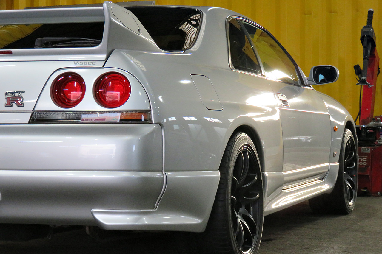 1996 Nissan SKYLINE GT-R R33 GT-R,  95 Model, WORK Emotion wheels, TEIN Adjustable coilovers, MOMO Steering wheel