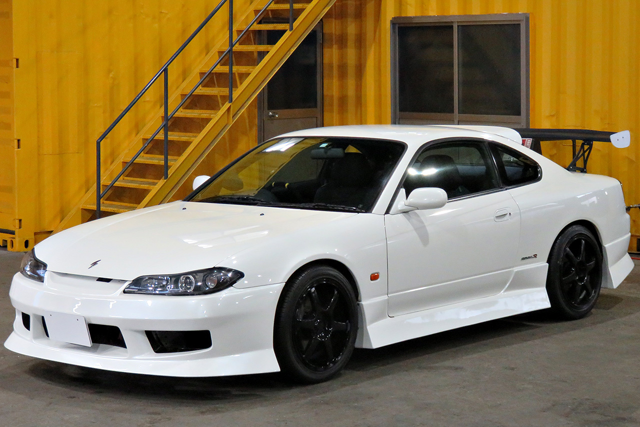 1999 Nissan SILVIA SPEC R, FULL AERO, TEIN Adjustable Coilovers, HKS MUFFLER, GT WING, Nismo Shift Knob 