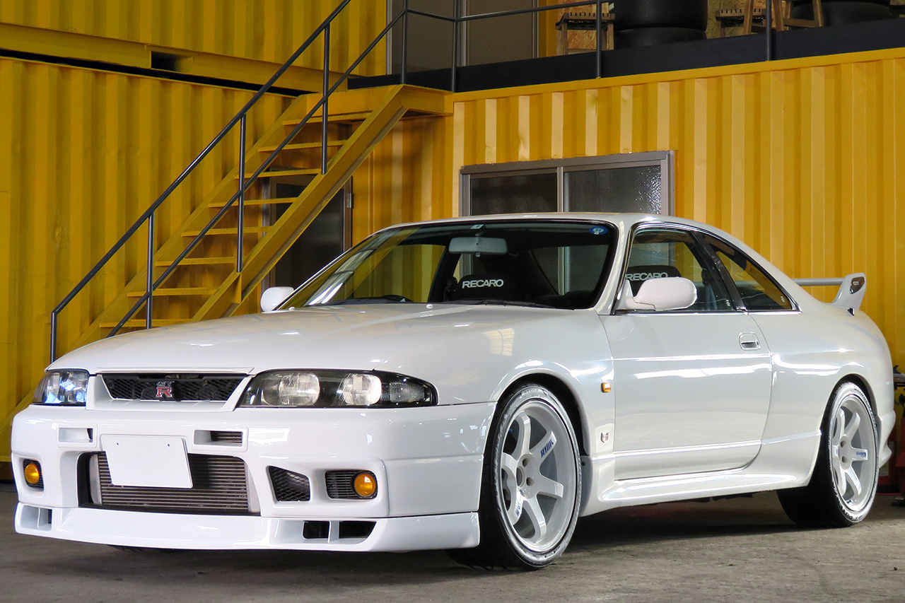 1995 Nissan SKYLINE GT-R R33 GT-R, HKS Priest Muffler, GReddy Piping , Rays Volk Racing Wheel TE37 18inch 