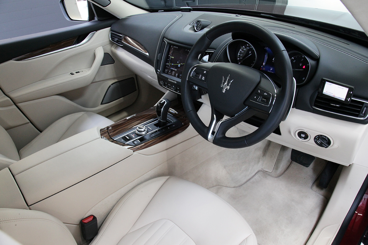 2017 Maserati Levante null