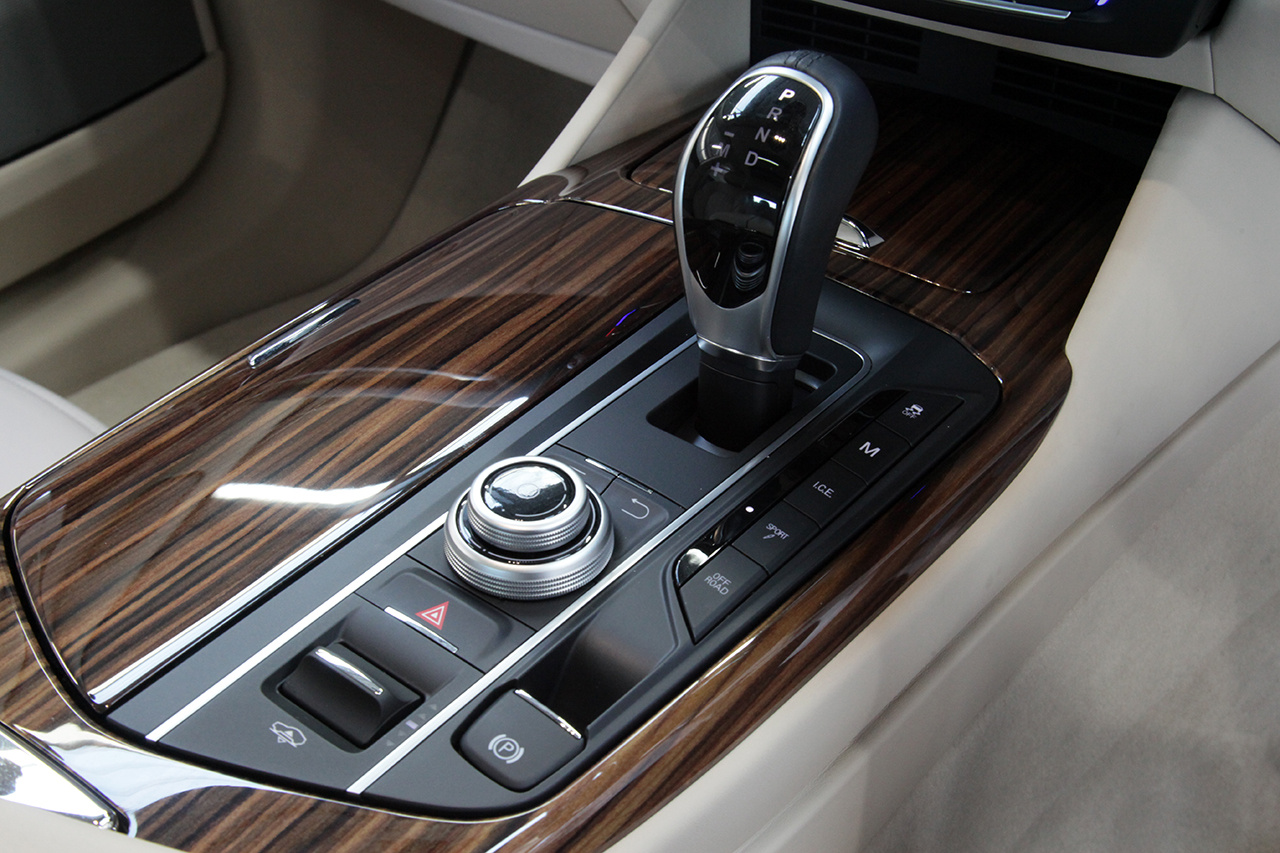 2017 Maserati Levante null