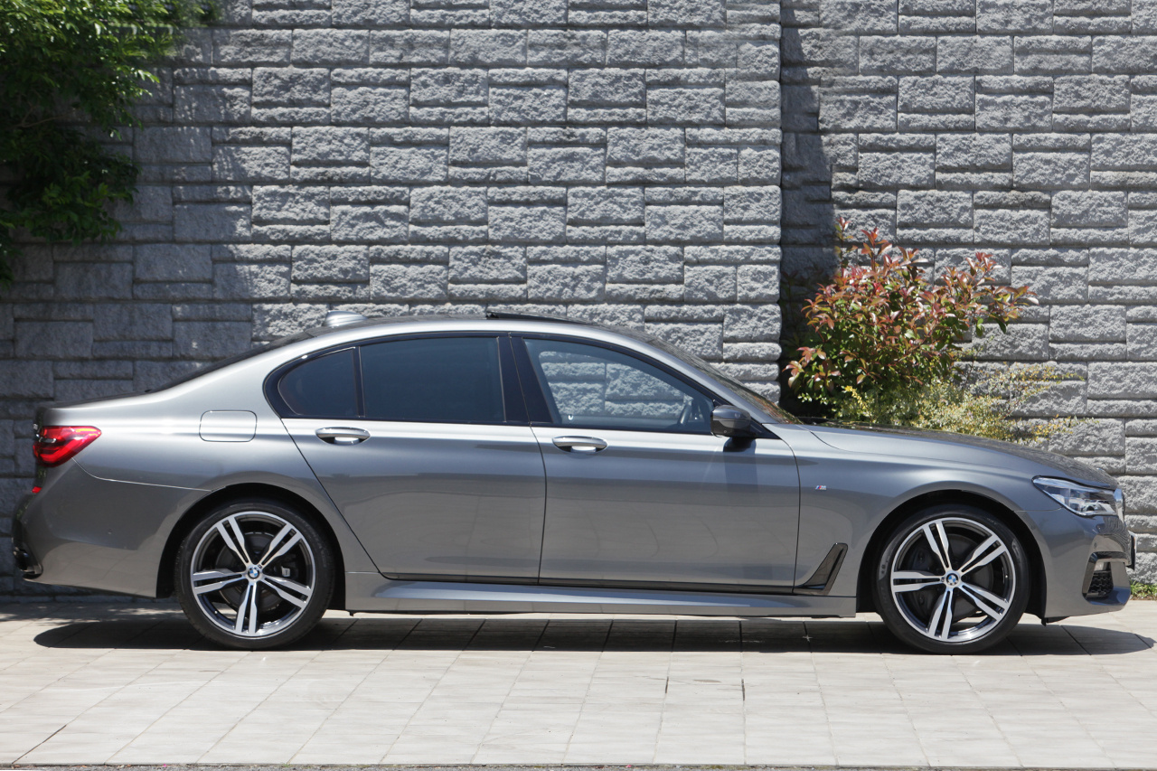 2017 BMW 7 SERIES 750I M SPORT