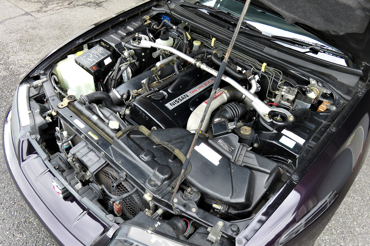 1995 Nissan SKYLINE GT-R R33 GT-R LP2 Midnight Purple 