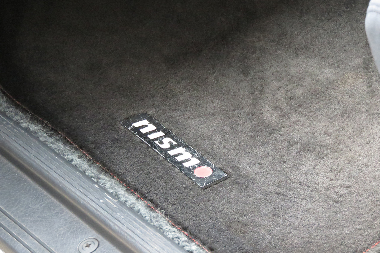 1993 Nissan SKYLINE GT-R R32 GT-R V Spec, HKS Silent Hi-Power Muffler, Enkei 18 inch Alloy Wheels 