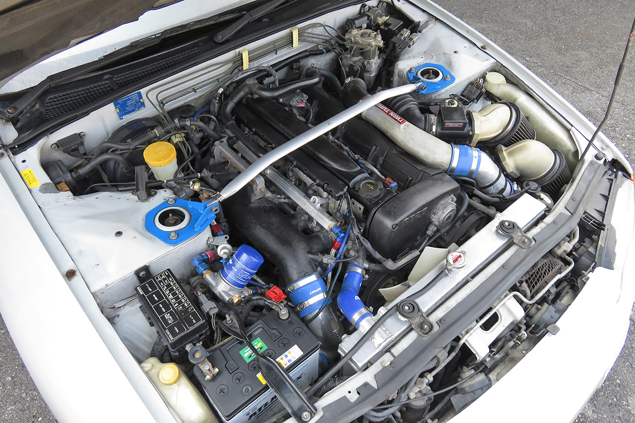 1993 Nissan SKYLINE GT-R R32 GT-R V Spec, HKS Silent Hi-Power Muffler, Enkei 18 inch Alloy Wheels 