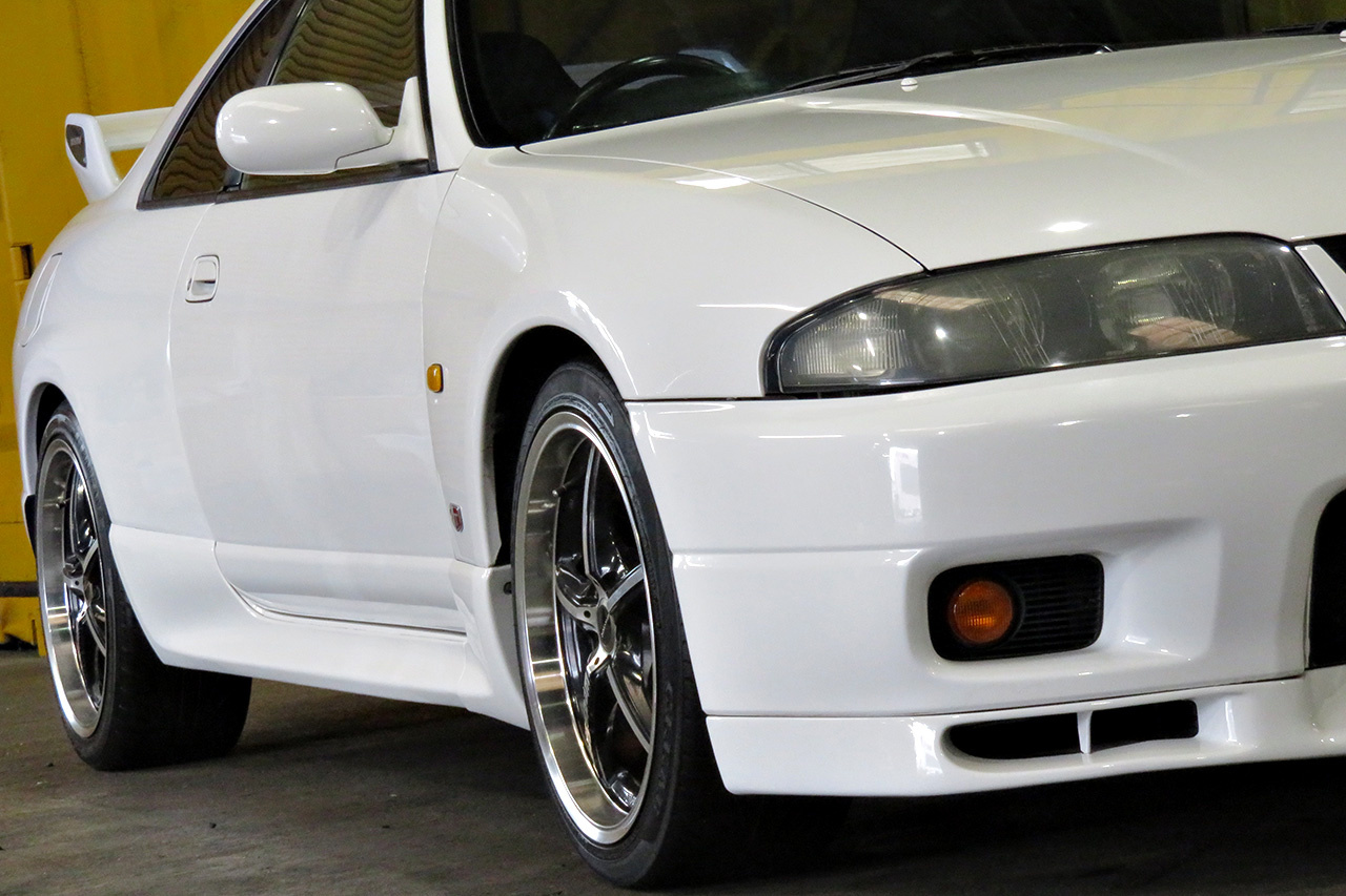 1995 Nissan SKYLINE GT-R R33 GT-R, HKS Super Drager Exhaust, WedsSport 18 inch Alloy Wheels