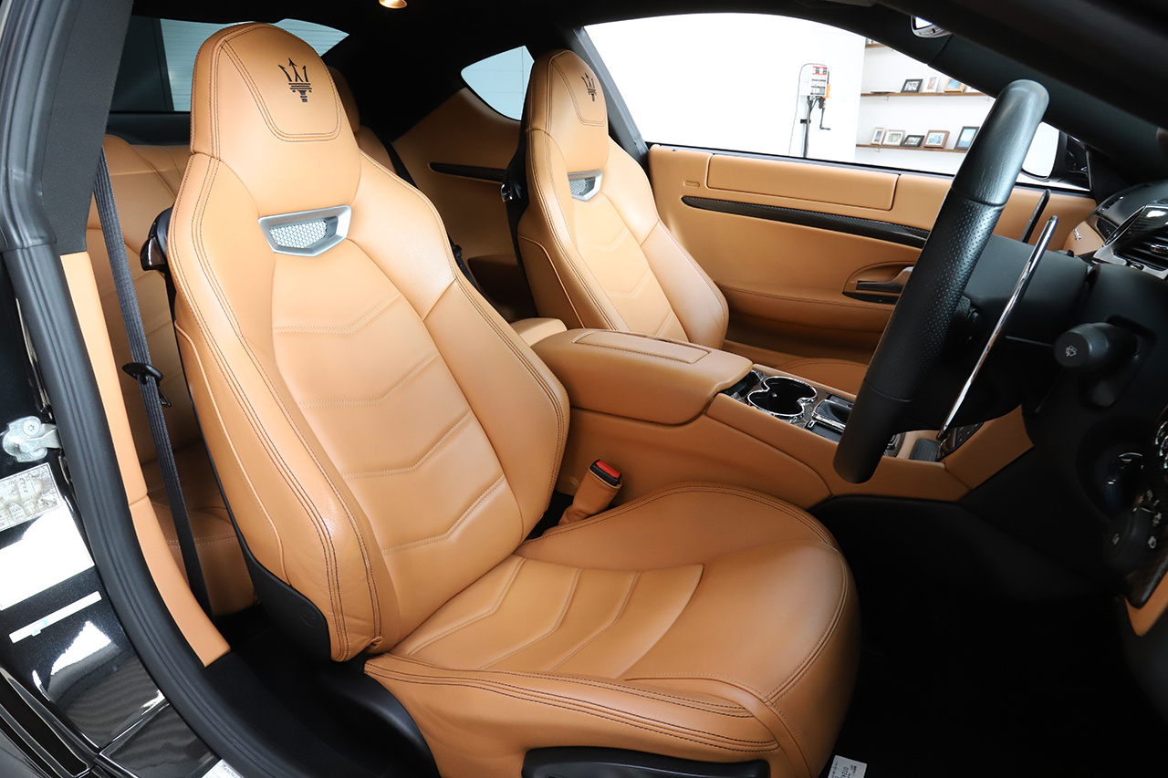 2014 Maserati GRAN TURISMO null