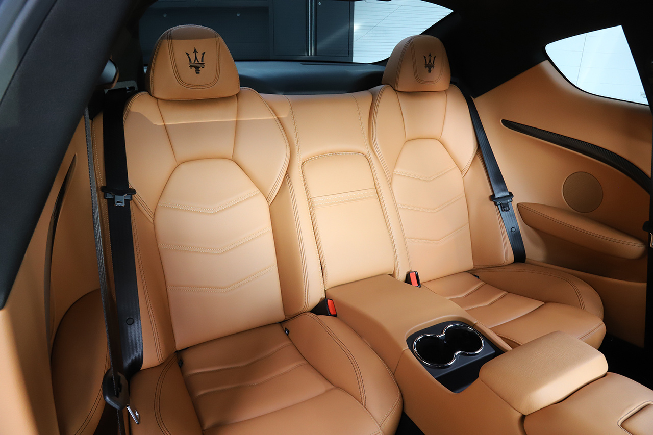2014 Maserati GRAN TURISMO null