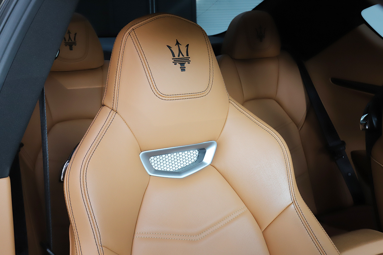 2014 Maserati GRAN TURISMO null