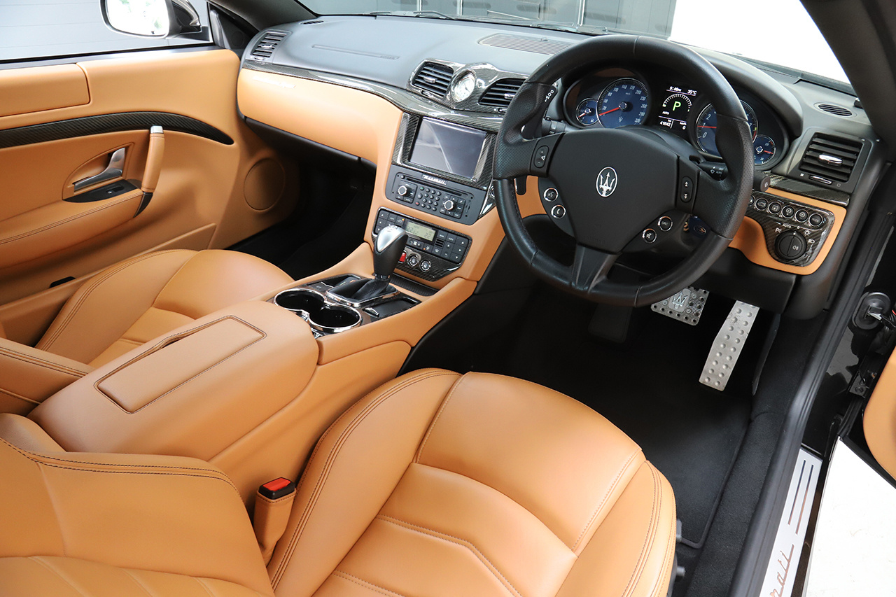 2014 Maserati GRAN TURISMO null