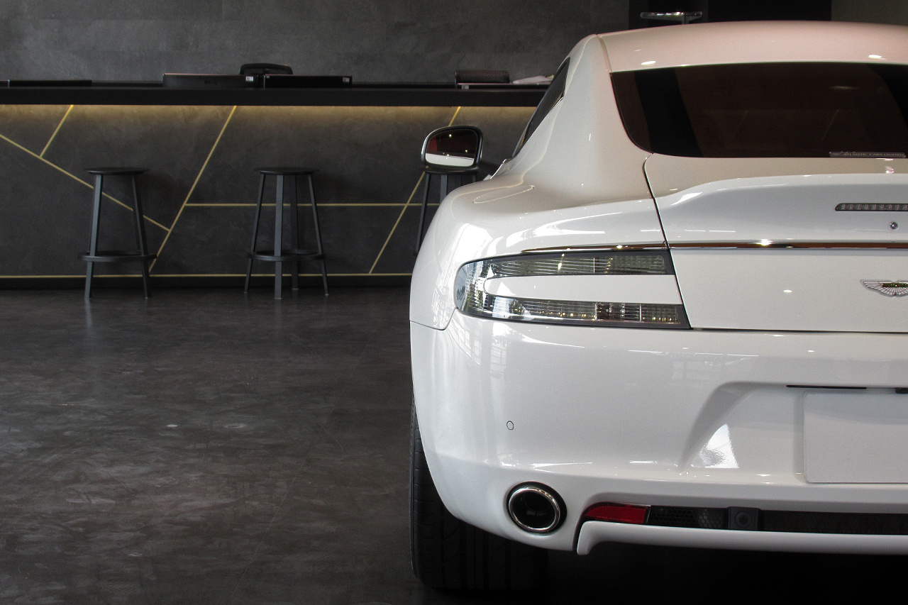 2013 Aston Martin RAPIDE null