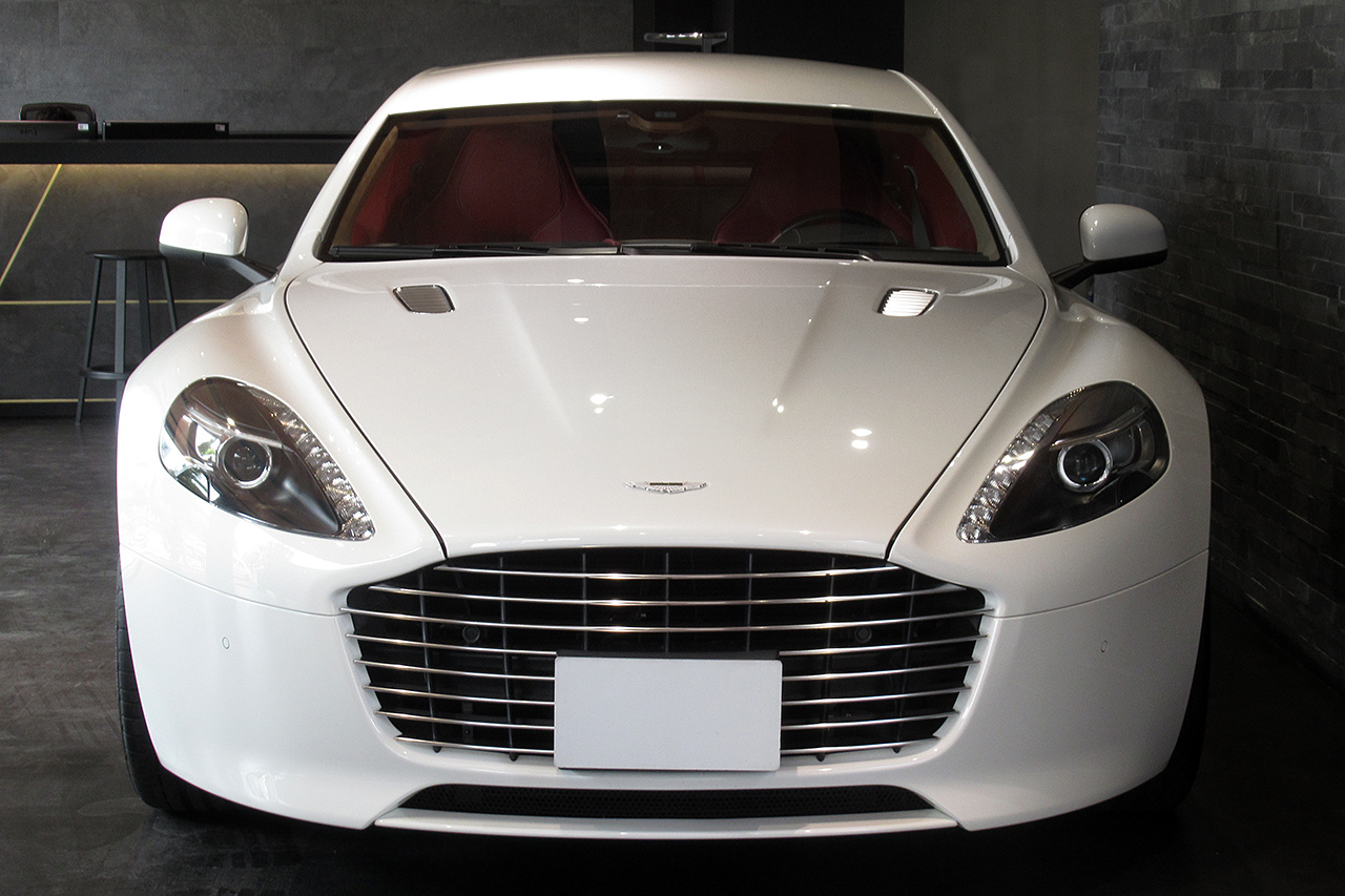 2013 Aston Martin RAPIDE null