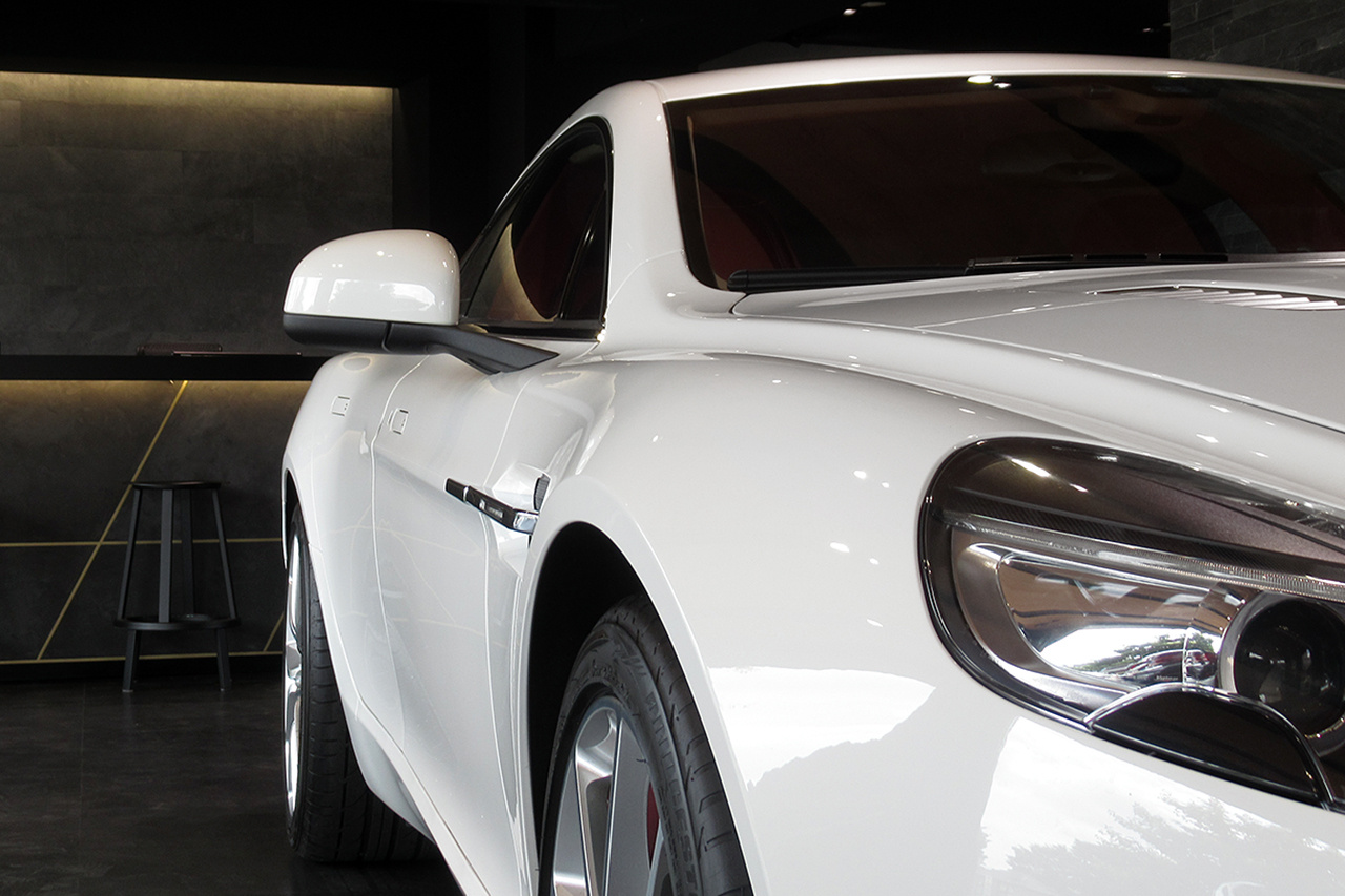 2013 Aston Martin RAPIDE null