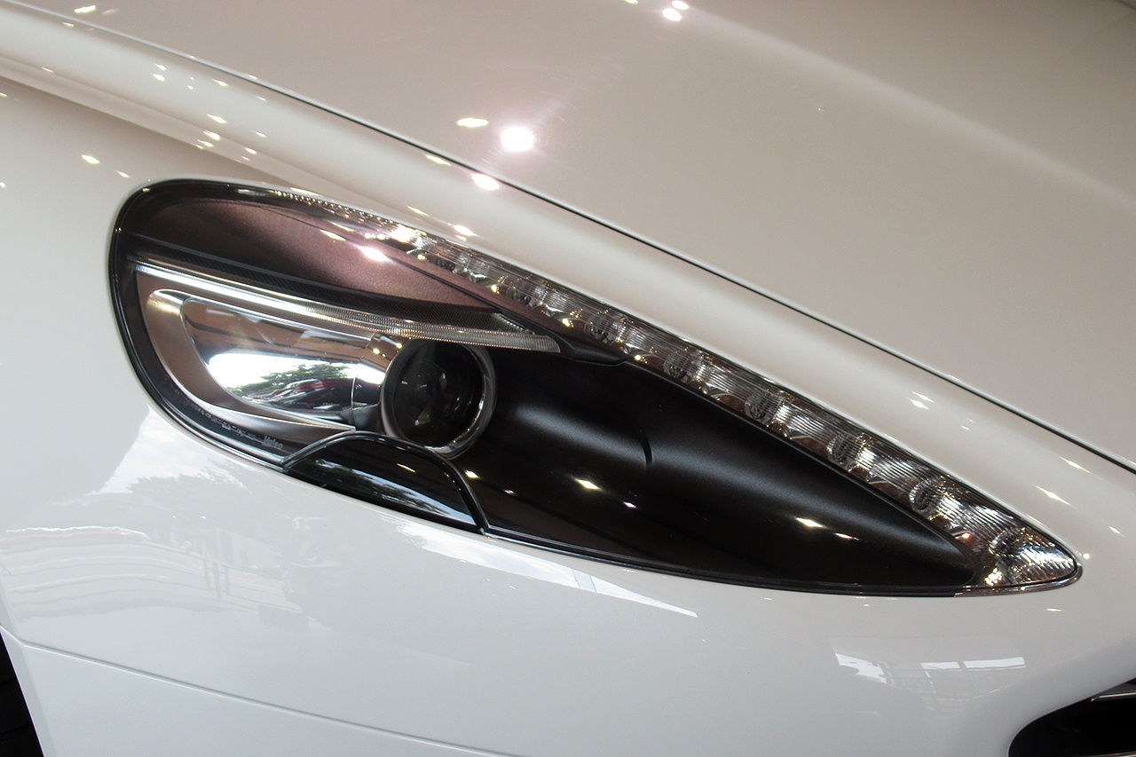 2013 Aston Martin RAPIDE null