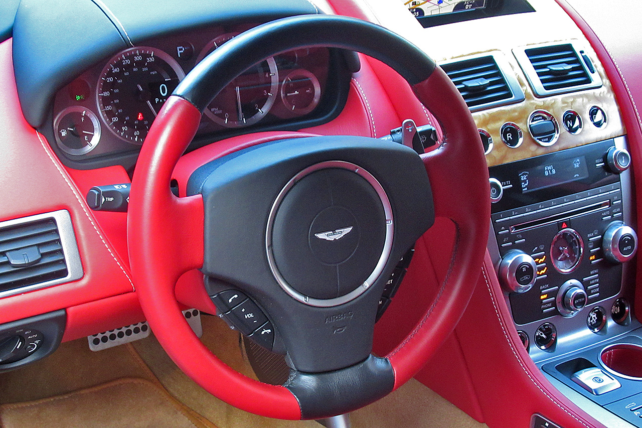 2013 Aston Martin RAPIDE null