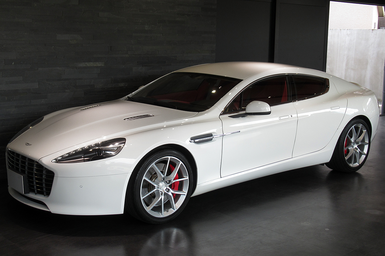 2013 Aston Martin RAPIDE null