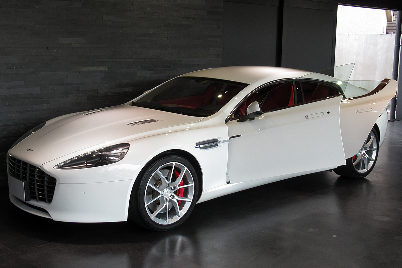 2013 Aston Martin RAPIDE null