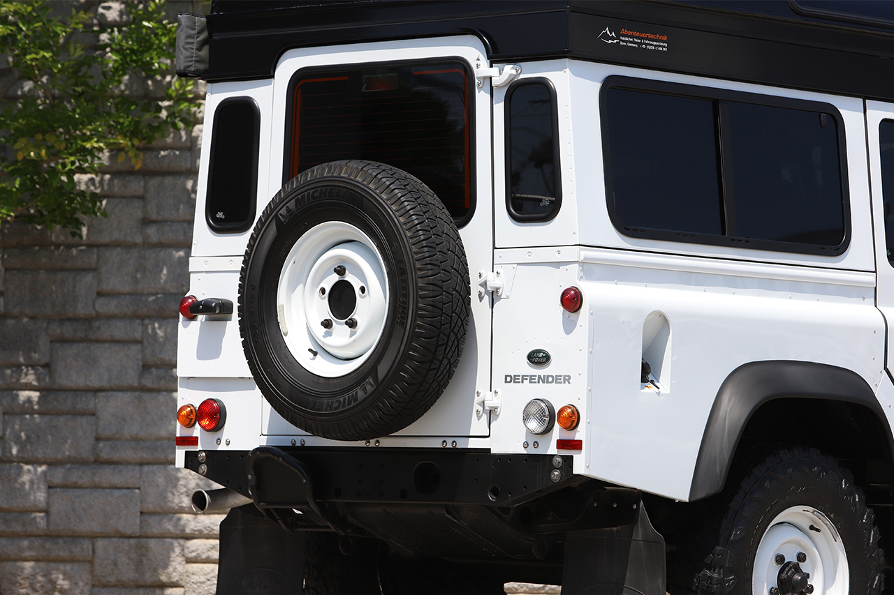 2015 Land Rover DEFENDER null