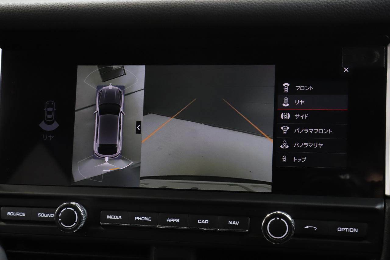 2020 Porsche MACAN null