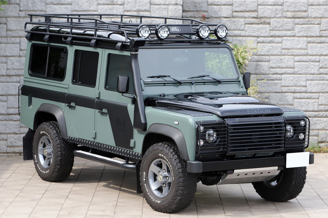 2017 Land Rover DEFENDER null