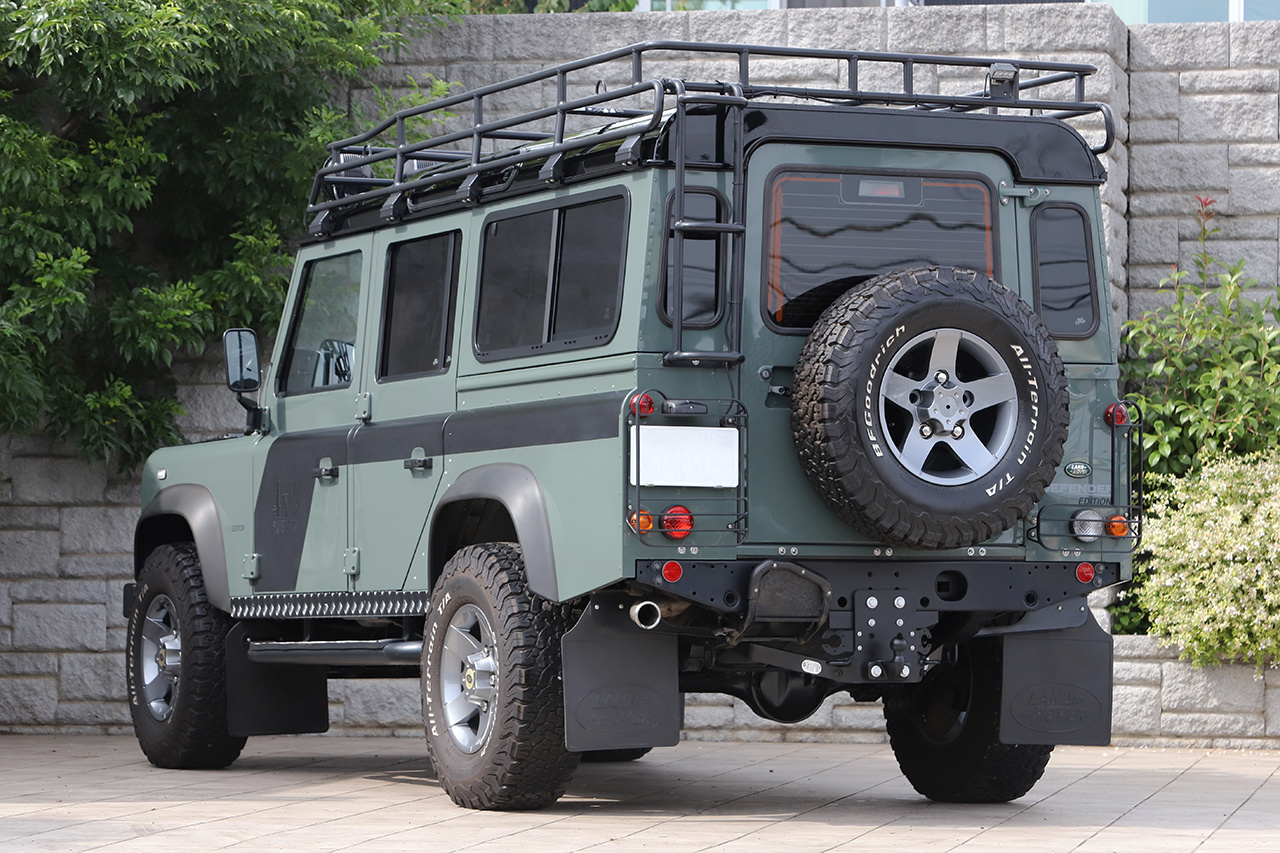 2017 Land Rover DEFENDER null