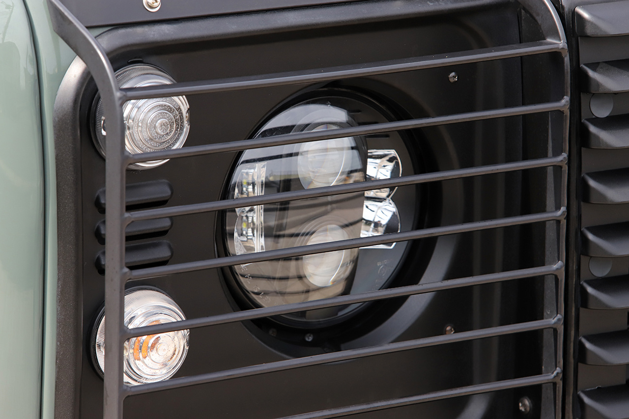 2017 Land Rover DEFENDER null