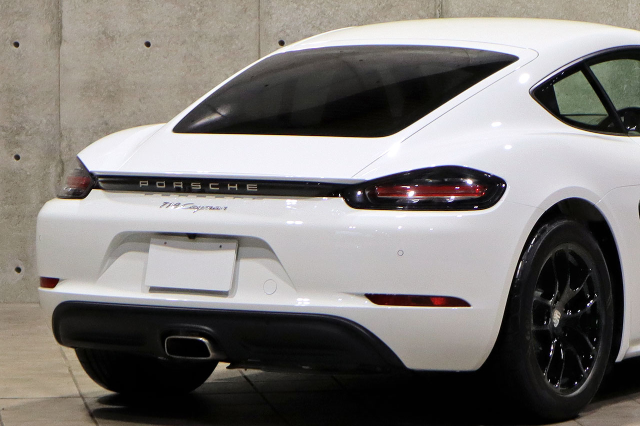 2018 Porsche 718 CAYMAN null