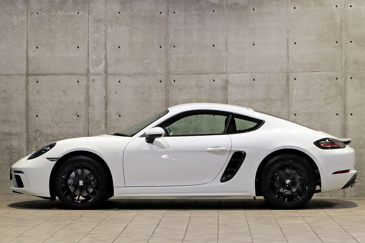 2018 Porsche 718 CAYMAN null