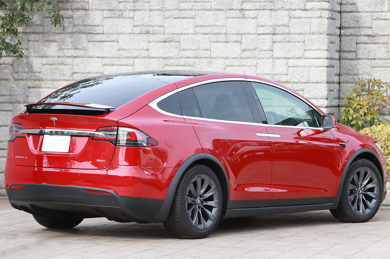 テスラ　モデルS X用　カーボン ブラックレッド　特注品　2017モデル前後 2017 TESLA model X | TOPRANK GLOBAL