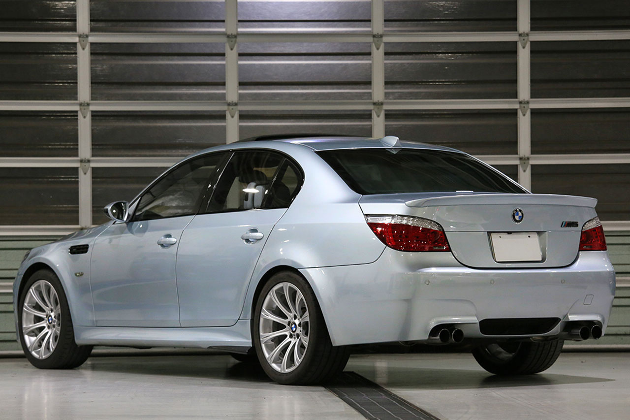 2007 BMW M5 null