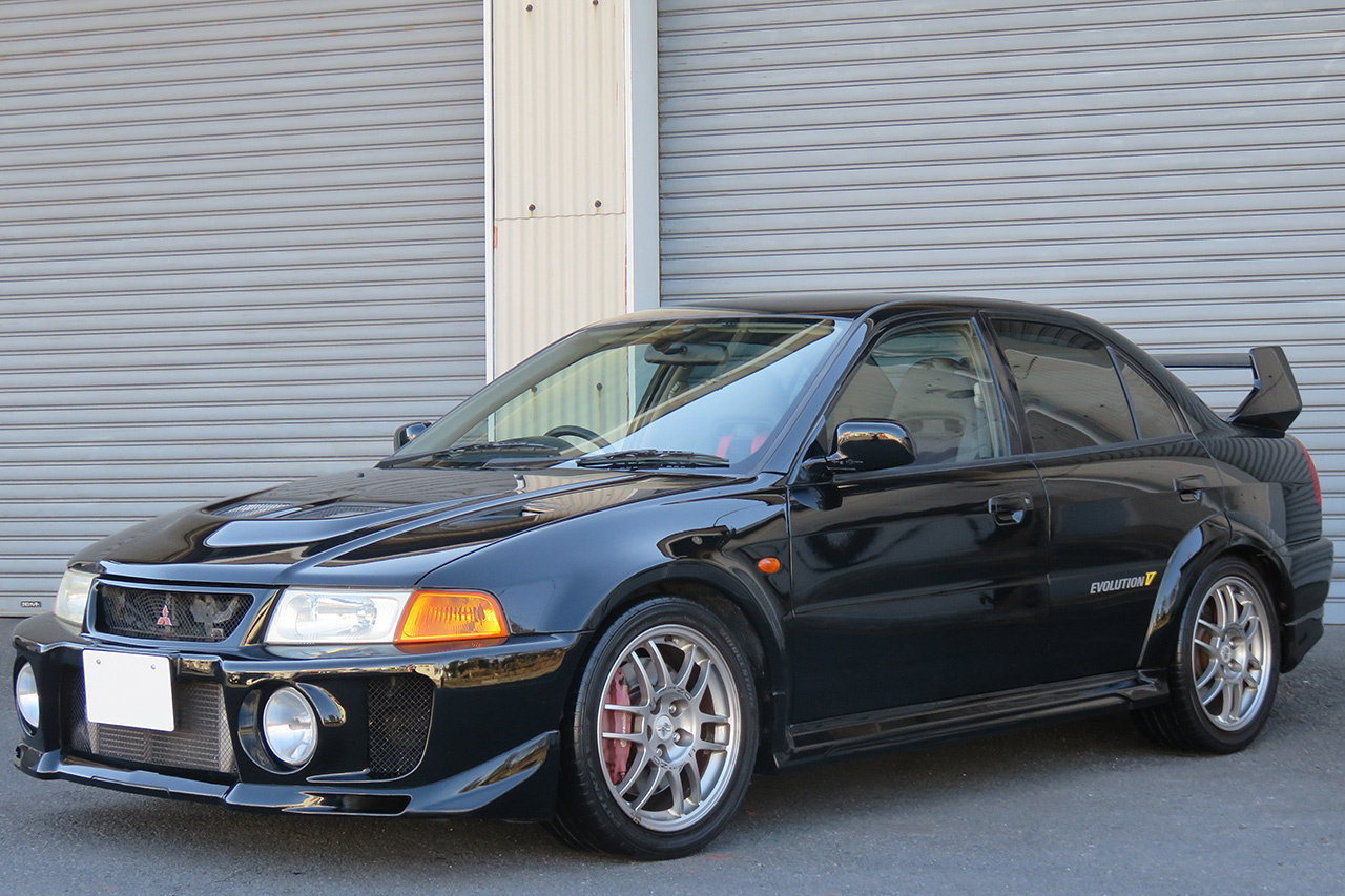 1998 Mitsubishi LANCER EVOLUTION GSR Evolution V, KOYO Aluminum Radiator , HKS Silent Hi-Power Exhaust, Recaro Seats, OZ Racing 17 In