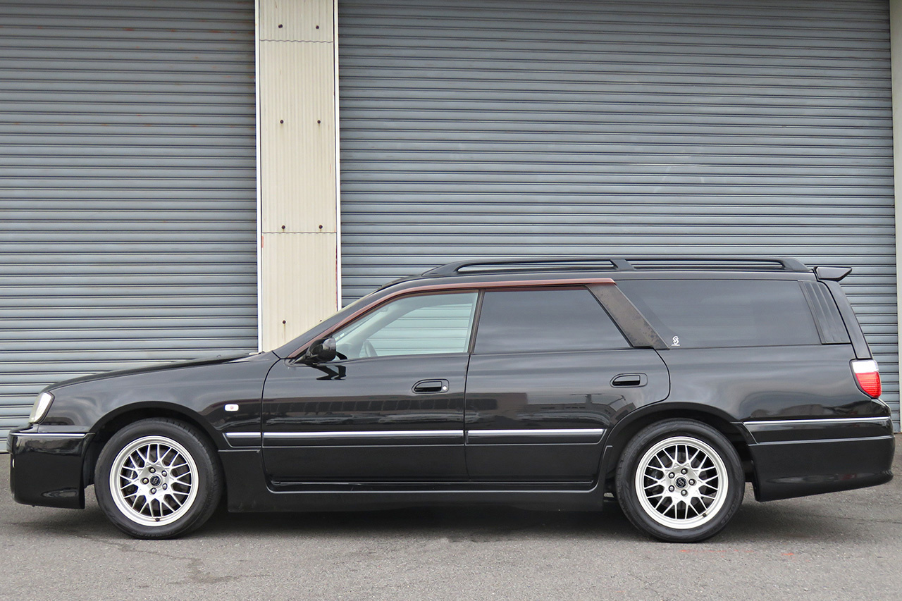 1998 Nissan STAGEA Autech Version 260RS, RB26DETT Engine, Autech BBS 17 Inch Alloy Wheels, Roof Spoiler 