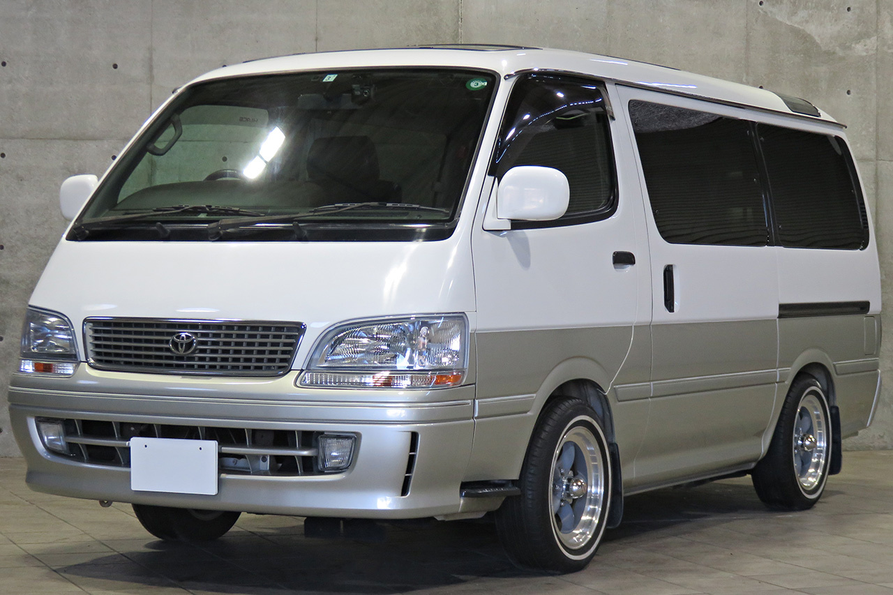 1997 Toyota HIACE Super Custom G, Triple Moon Roof, Back Camera