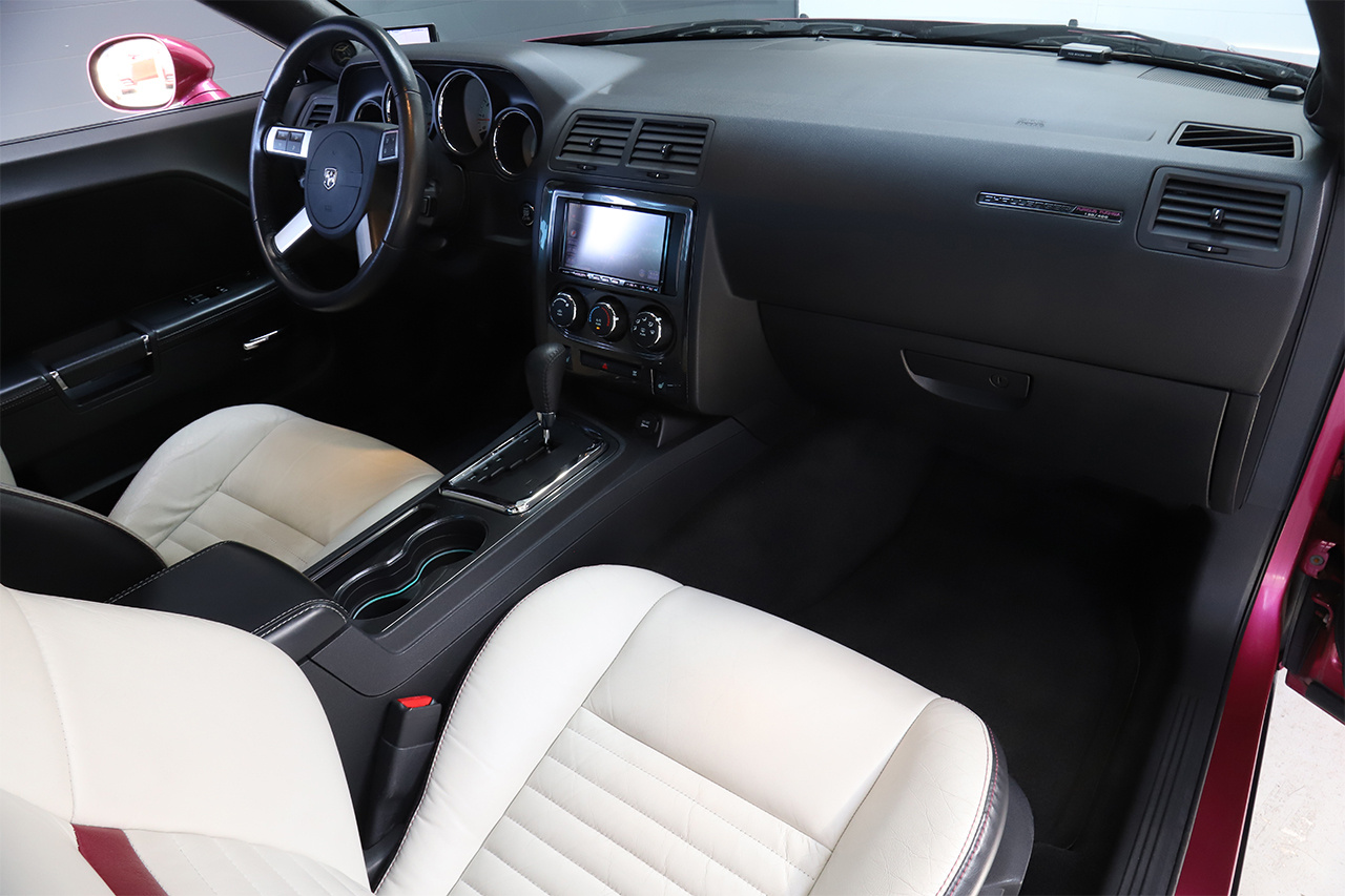 2011 Dodge Challenger TEA RENCPSRT8F.- REAR SF.-