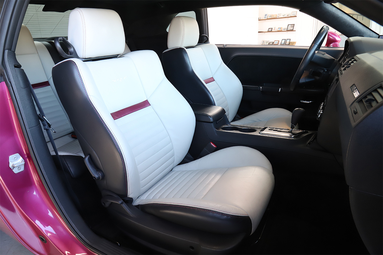 2011 Dodge Challenger TEA RENCPSRT8F.- REAR SF.-