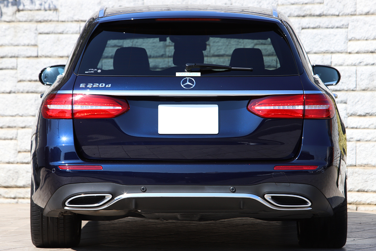 2018 Mercedes-Benz E CLASS E220D AVANT G SPOILER