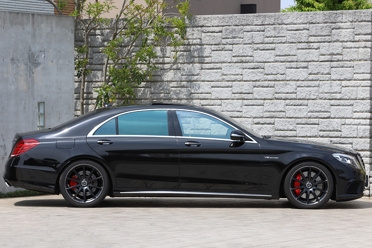 2015 Mercedes-AMG S-CLASS null