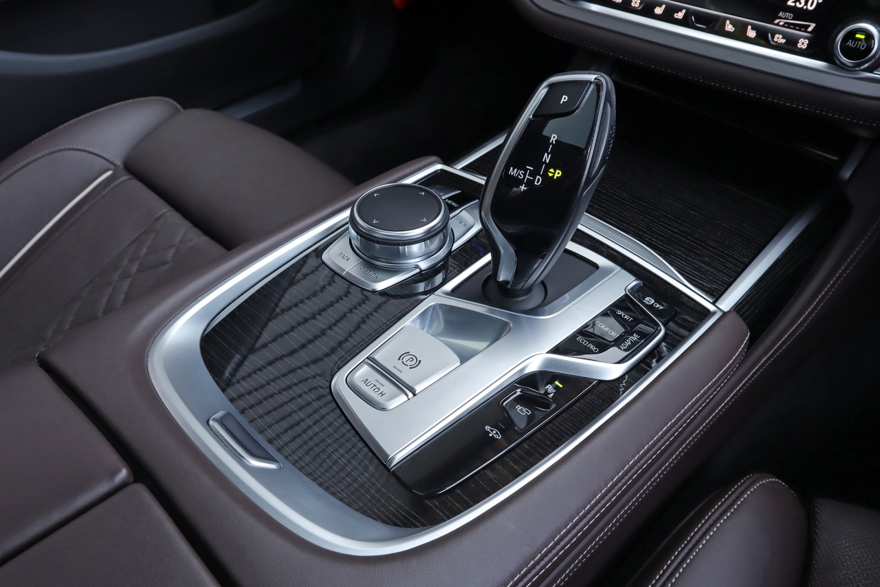 2017 BMW 7 SERIES 740D XDR M SPOILER