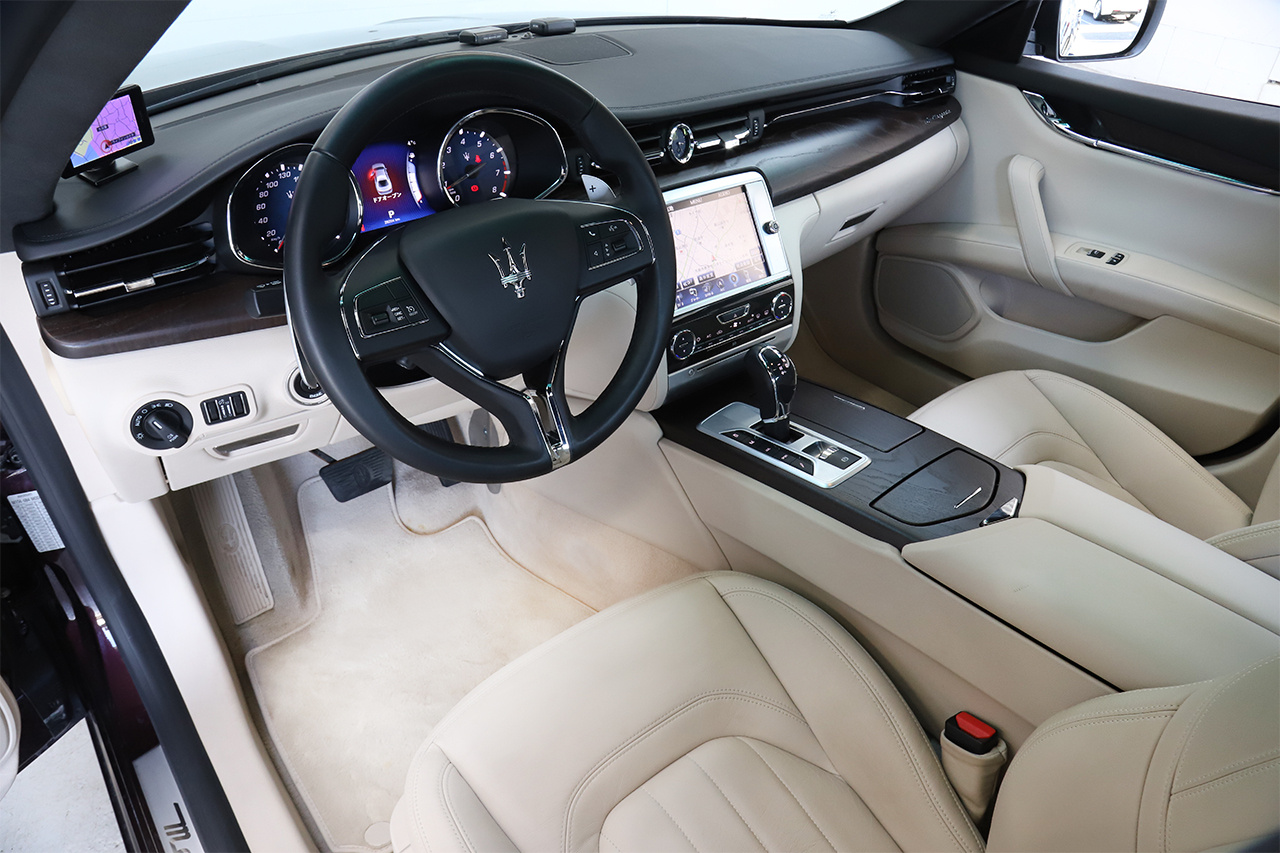 2015 Maserati QUATTROPORTE null