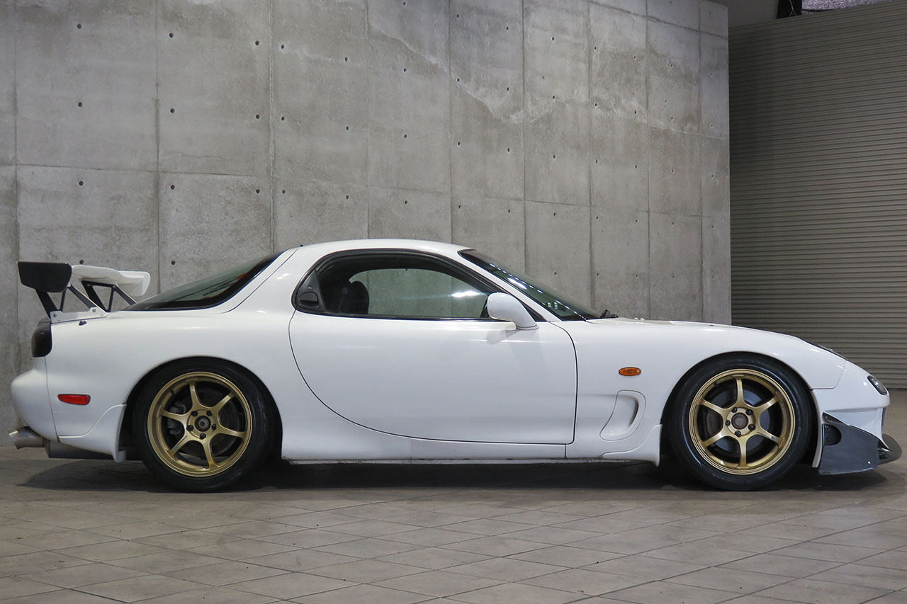 1996 Mazda ENFINI RX-7 EFINI RX-7 TYPE RB BATHURST, RE Amemiya RX7 Exhaust, ADVAN Racing RG-D 17 Inch Wheels