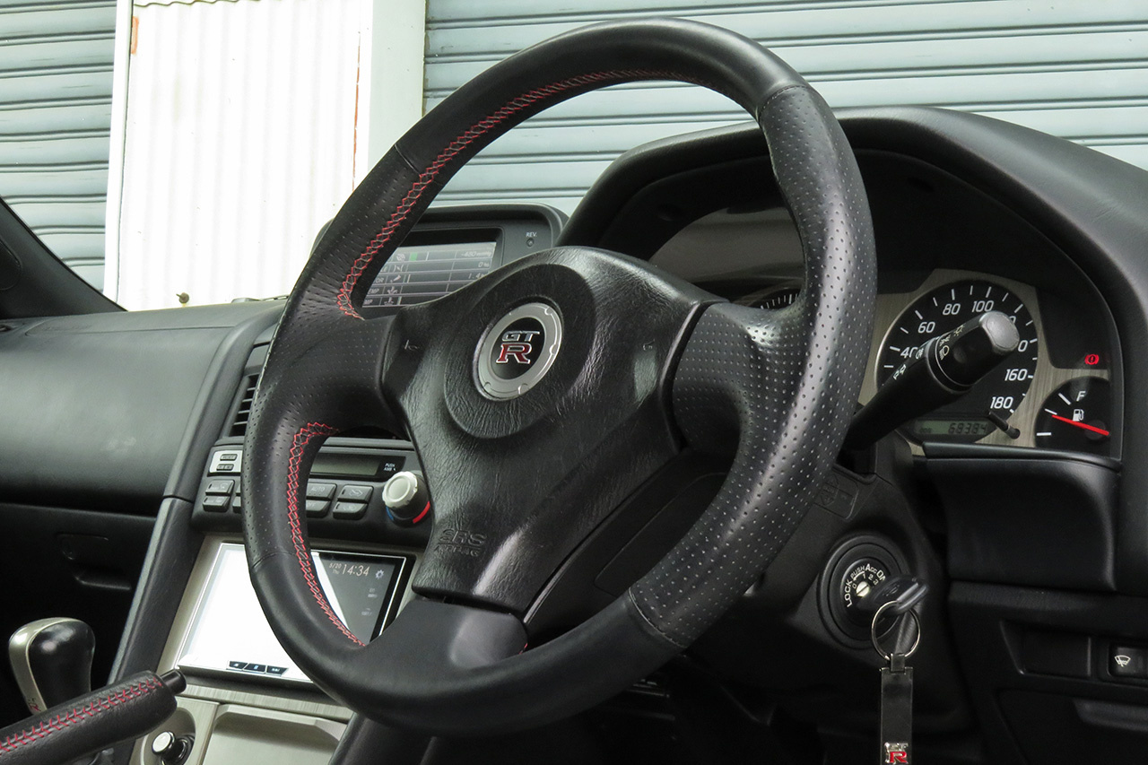 2000 Nissan SKYLINE GT-R BNR34 R34 GT-R, NISMO Exhaust, NISMO Shock Absorber, ADVAN Racing 18 Inch Wheels