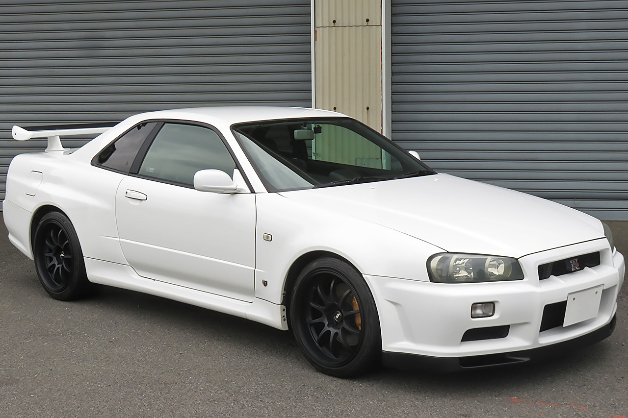 2000 Nissan SKYLINE GT-R BNR34 R34 GT-R, NISMO Exhaust, NISMO Shock Absorber, ADVAN Racing 18 Inch Wheels