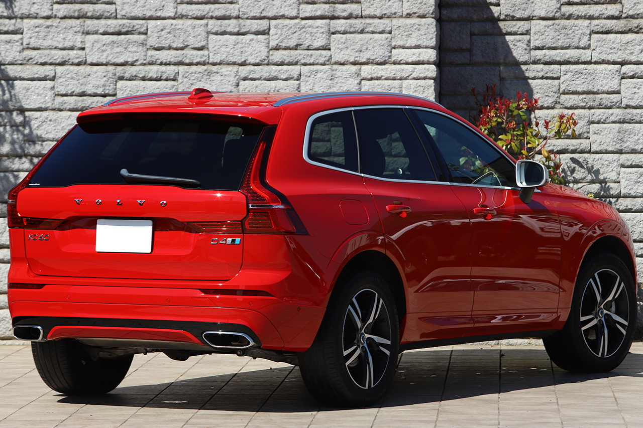 2019 Volvo XC60 D4AWD R DESIGN 4W