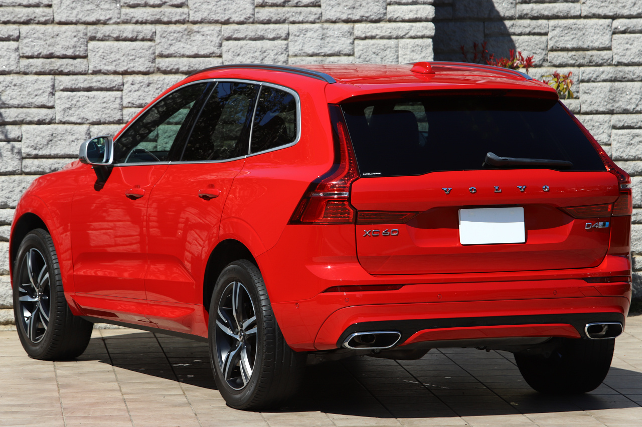 2019 Volvo XC60 D4AWD R DESIGN 4W