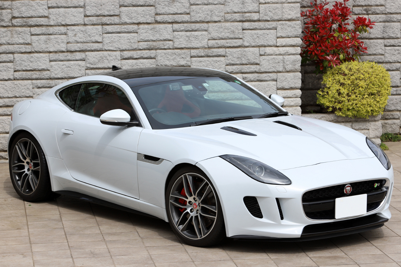 2016 Jaguar FTYPE R CP