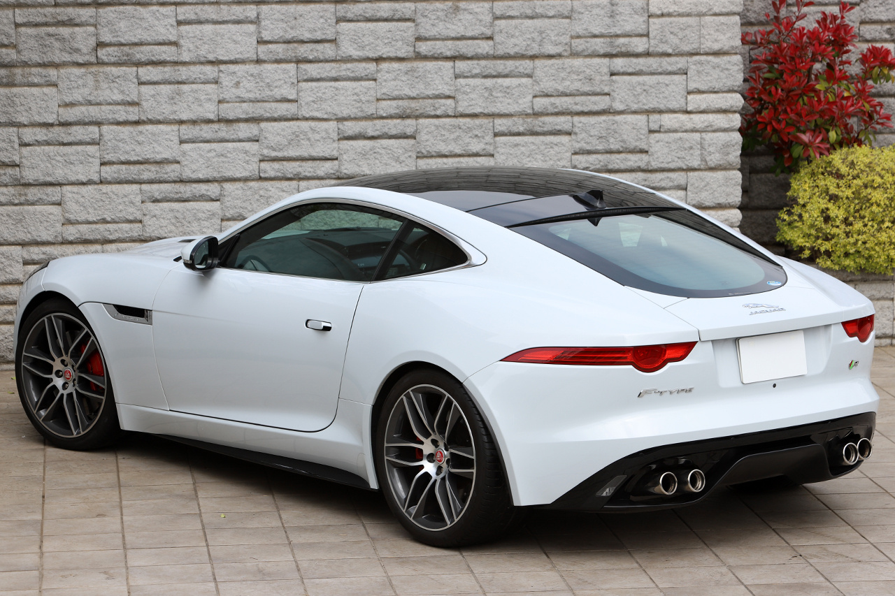 2016 Jaguar FTYPE R CP